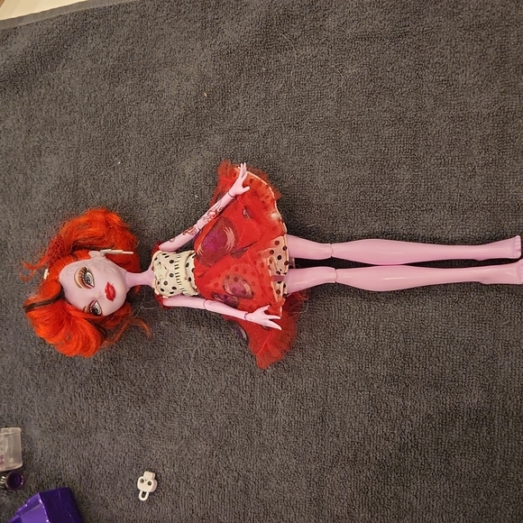Monster High Doll Operetta, Locker, & Accessories - Picture 12 of 16